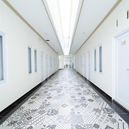 Reddoorz Near Griya Agung Palembang Hotel Talang Kelapa Exterior photo